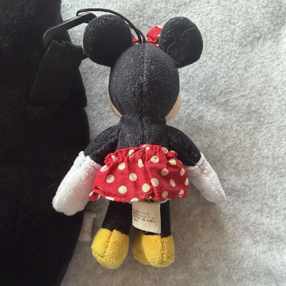 Rare Walt DisneyWorld Minnie Mouse 3D Plush Backpack w/ Plush Keychain